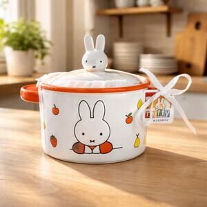 NWT Miffy Magenta Dick Bruna Ceramic Baking Dish Bunny w Lid 4.5 in diameter